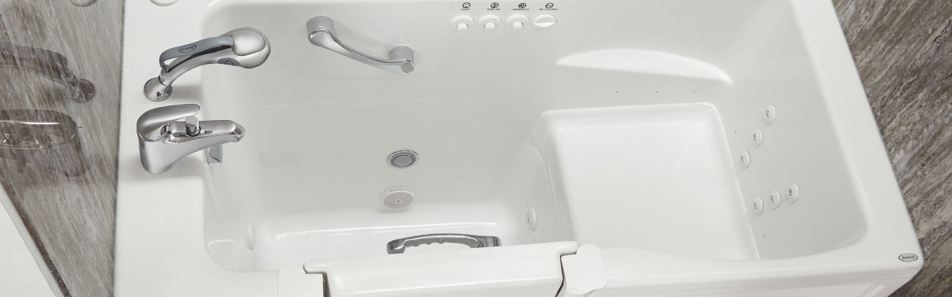 white tub