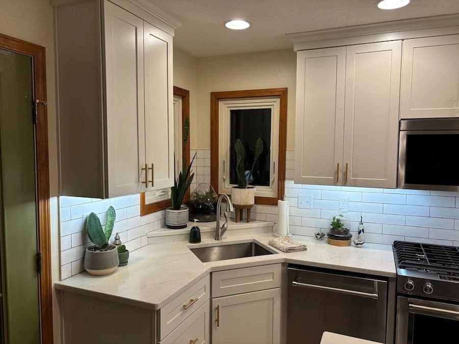 window kitchen