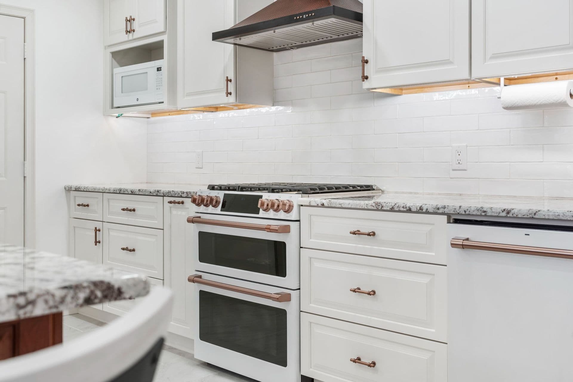 imgi_38_kitchen-cabinet-remodeling-in-joplin-1.jpg