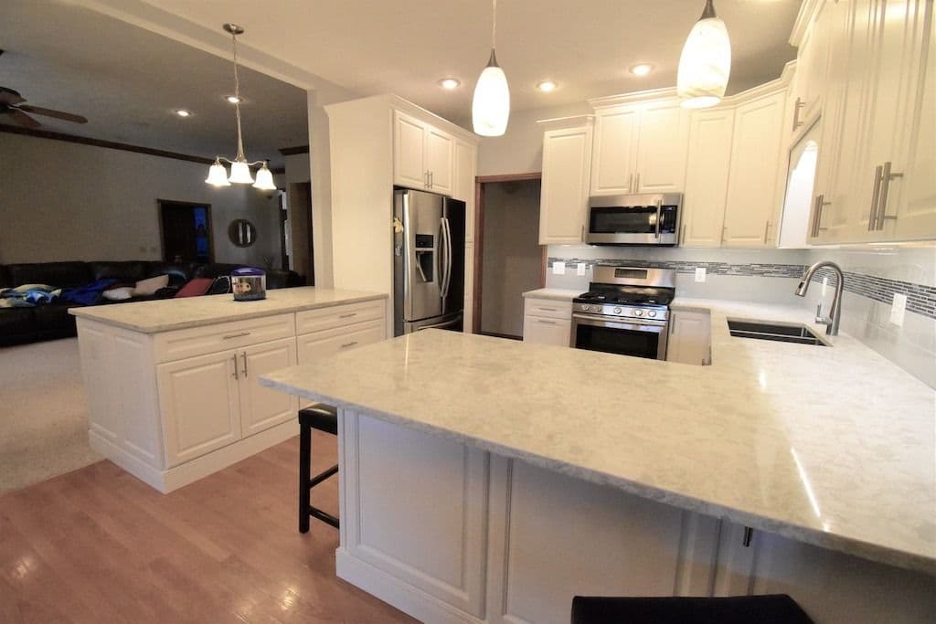 marble counter top kitchen white