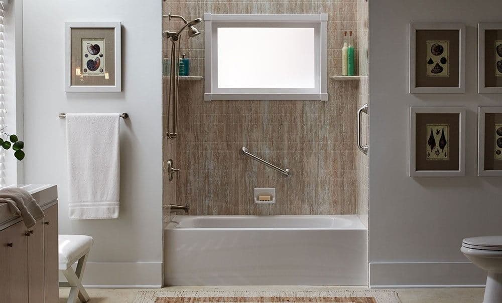 imgi_7_bathroom-12.jpg