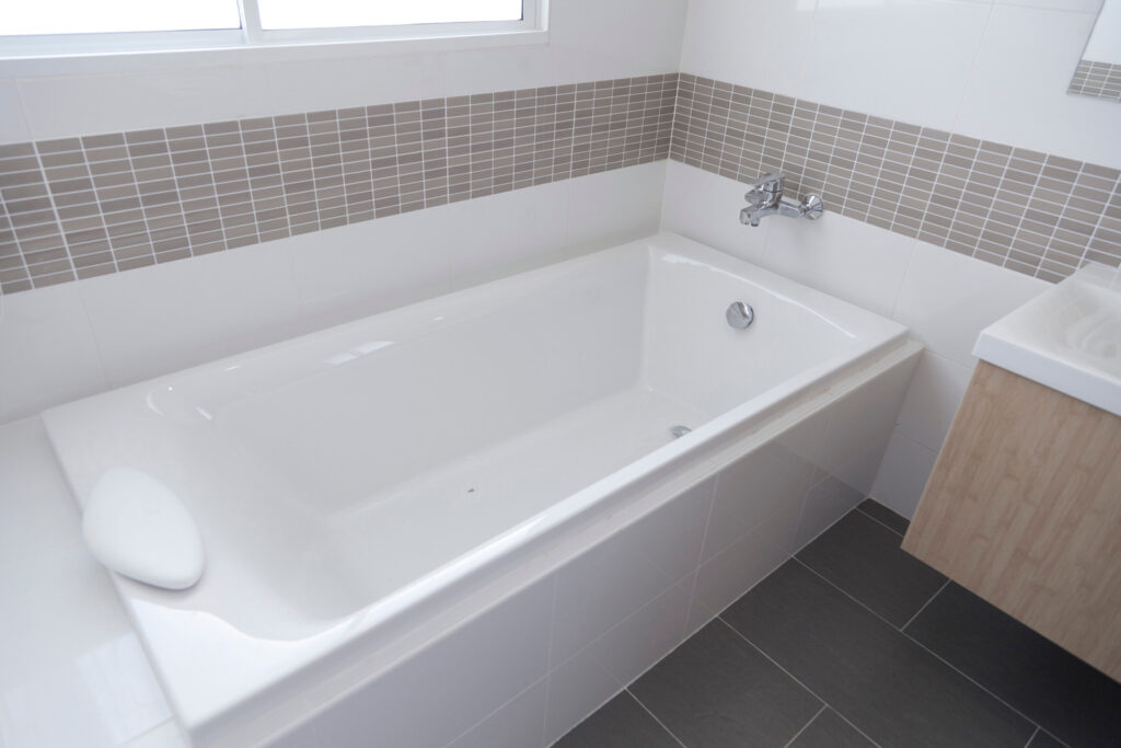 TTK offers acrylic bathtubs during our bathtub remodels in Springfield, MO