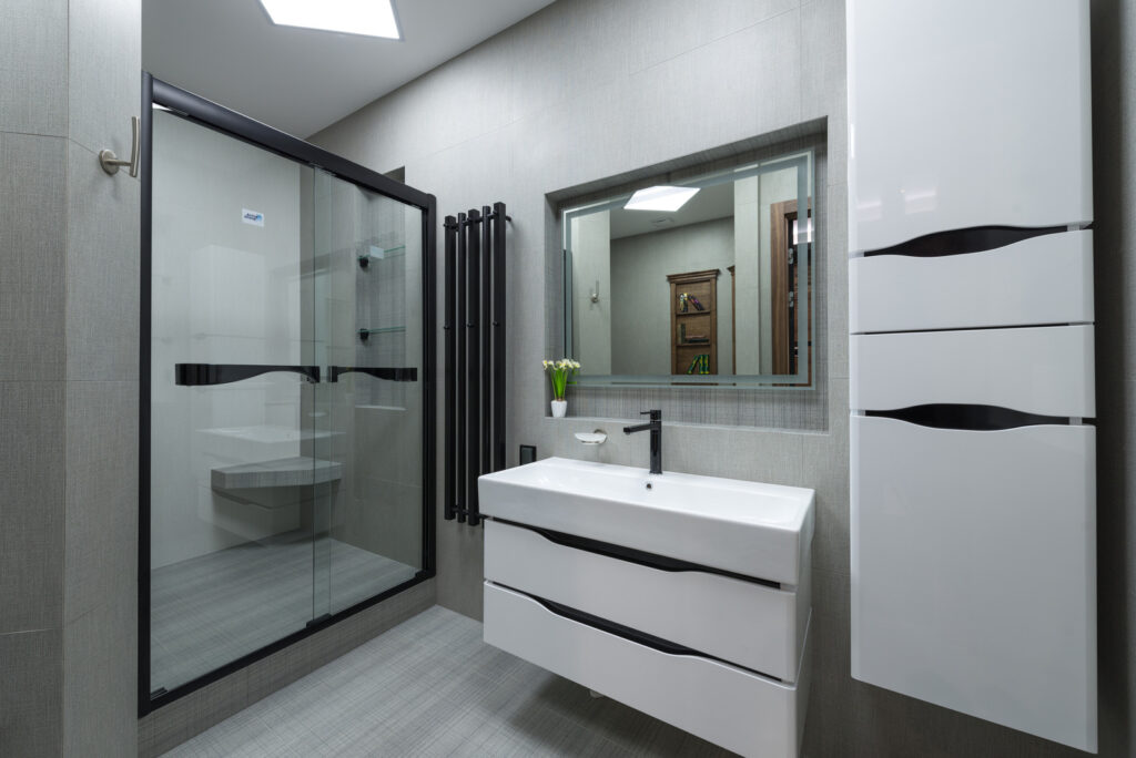 Modern bathroom remodeling in Kirkwood, KS