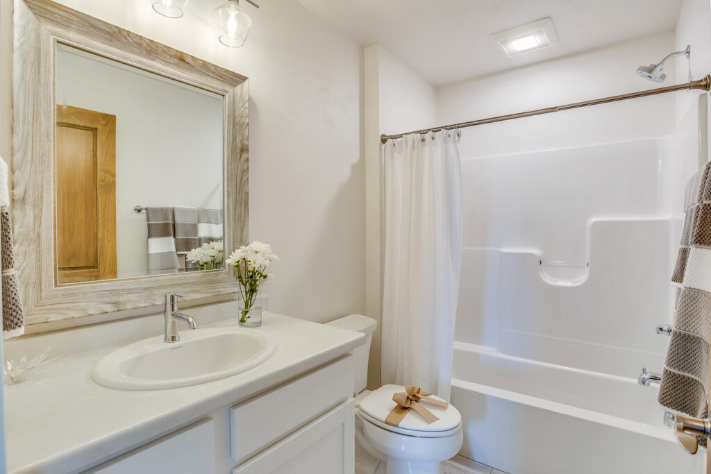 Expert Bathroom Remodeling in Pittsburg, KS