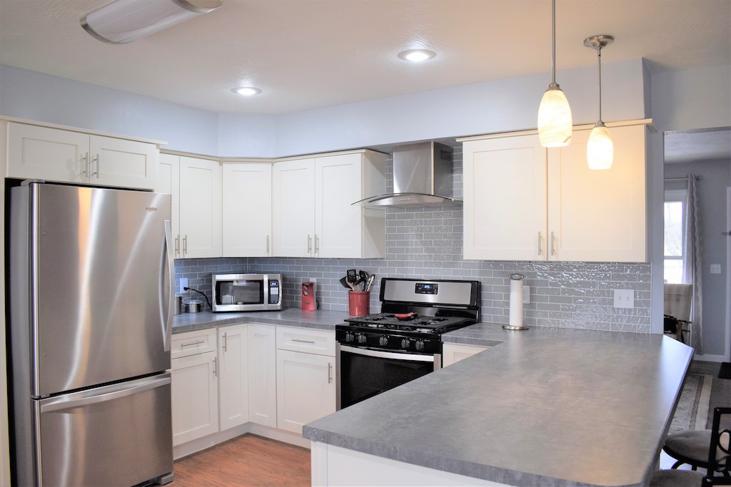 Top Tier offers custom kitchen remodeling services