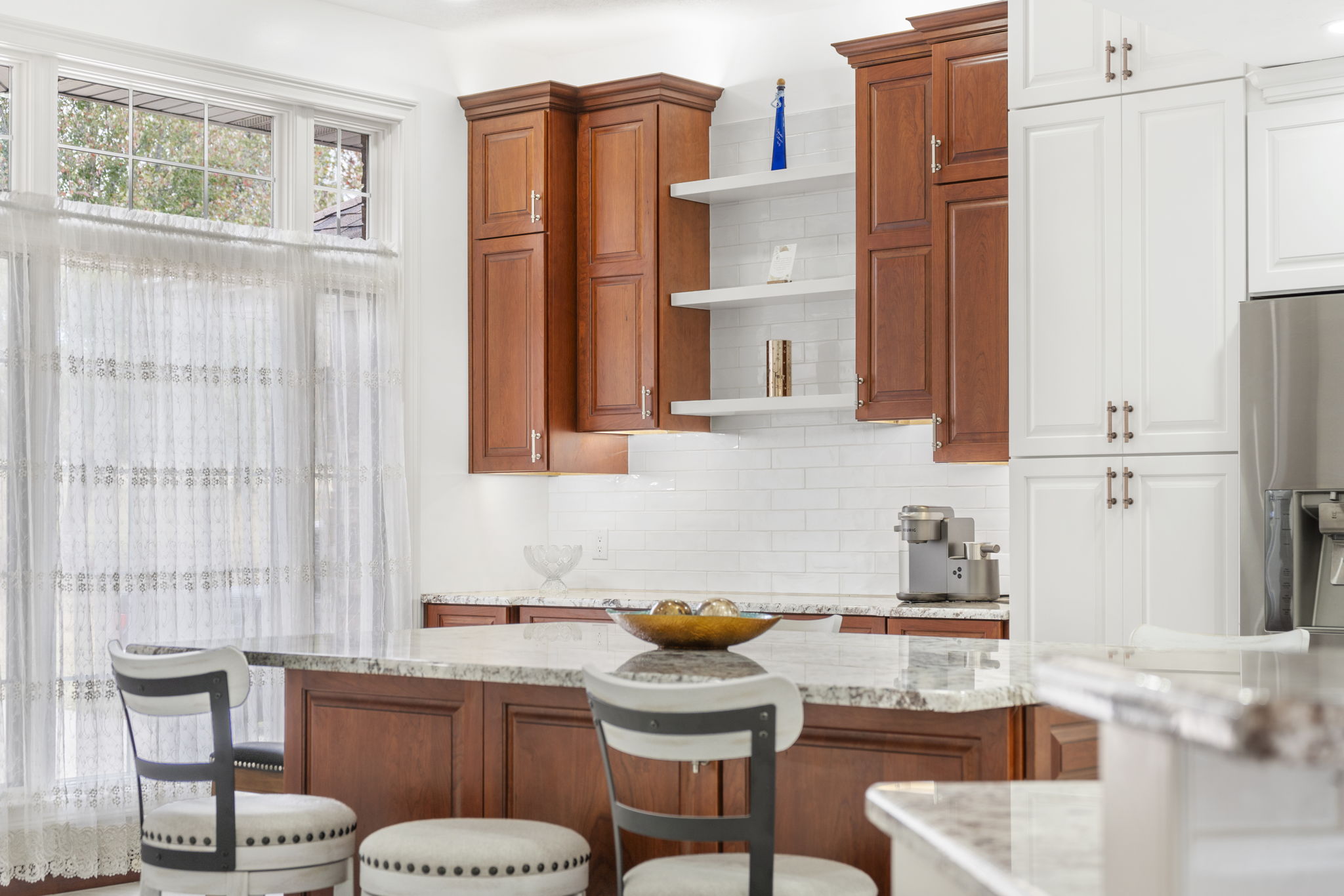 Kitchen cabinet remodeling in Strafford